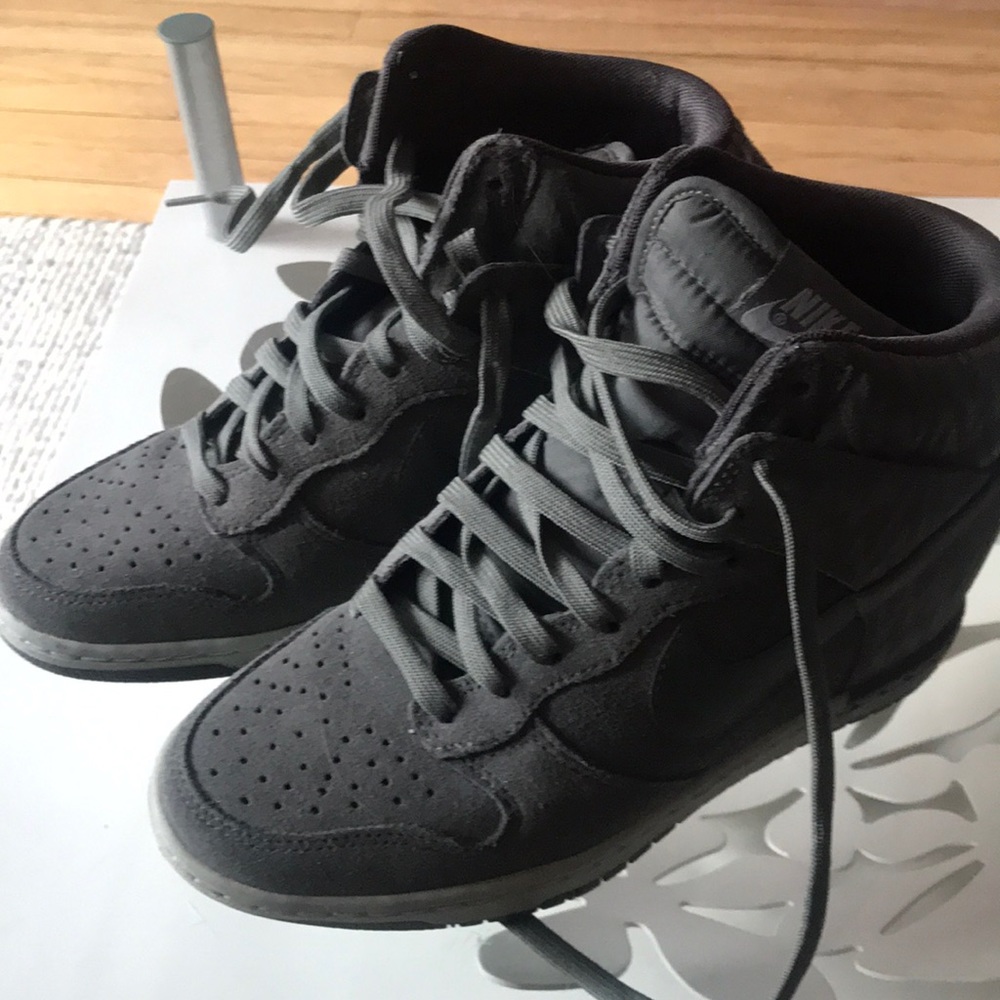 Nike Dunk Sky High Essential Women’s Shoes